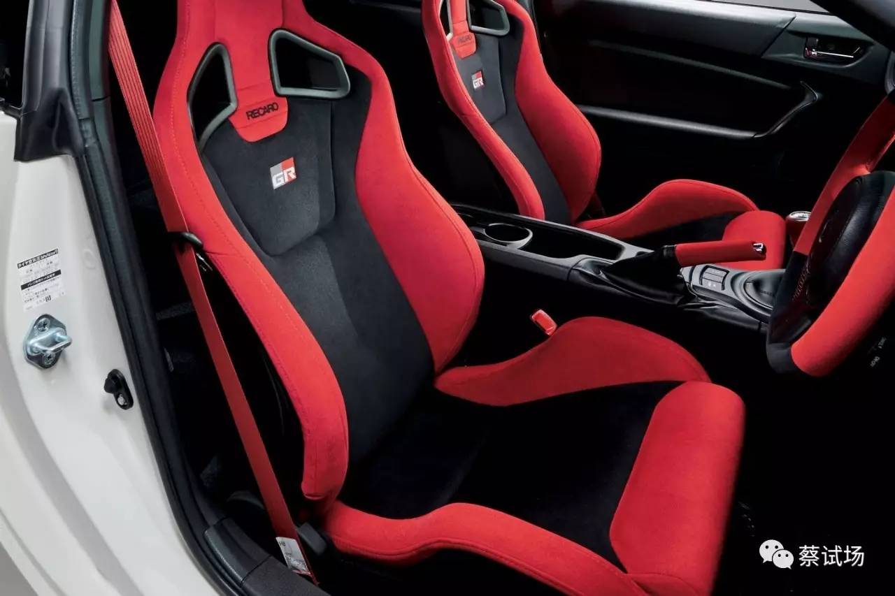 要闻:保时捷新一代911 GT2 RS首秀E3游戏展等