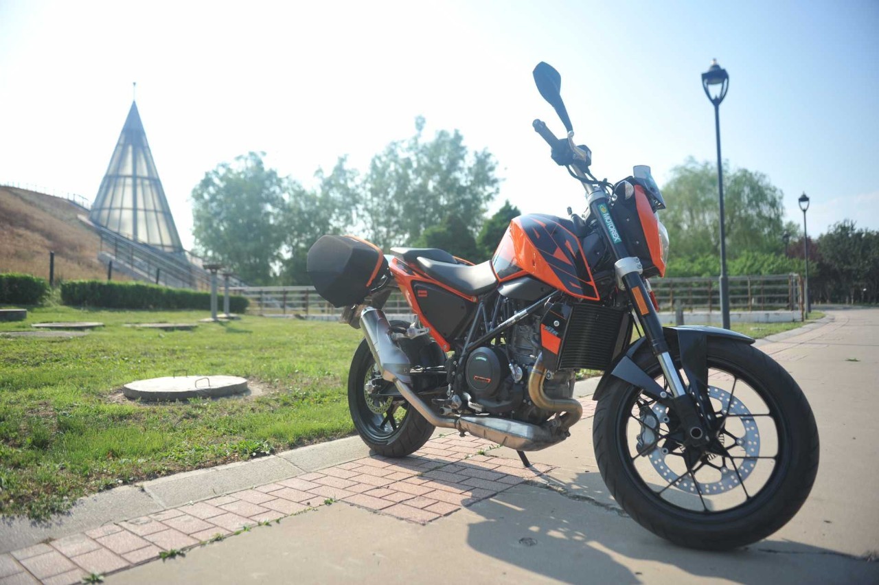 让人欲罢不能的KTM 690 DUKE