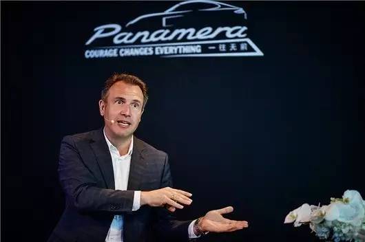 脱离中规中矩低级趣味的D级豪华车,除了Ta还有谁?