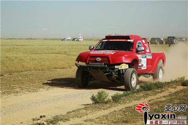 北新路桥拉力车队转战环塔第五赛段|轮胎|赛段