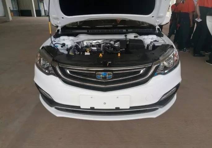 吉利刚出一年的车型就改款?奔驰多款新车上市!