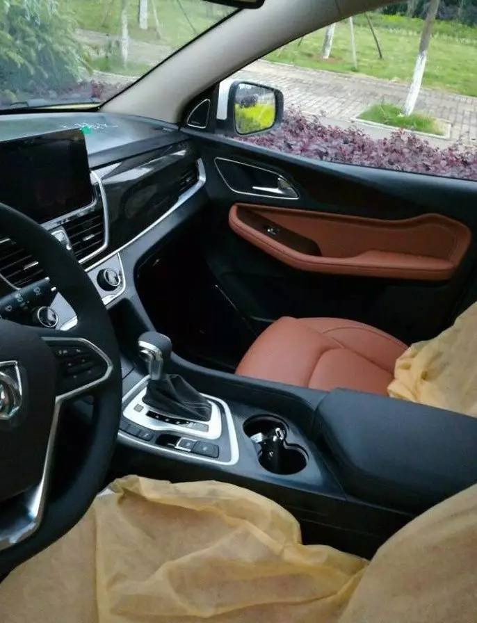 吉利刚出一年的车型就改款?奔驰多款新车上市!