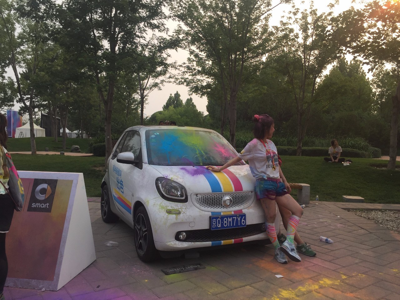 15万元的豪车,装配高级音响,开上它找车位都轻松?
