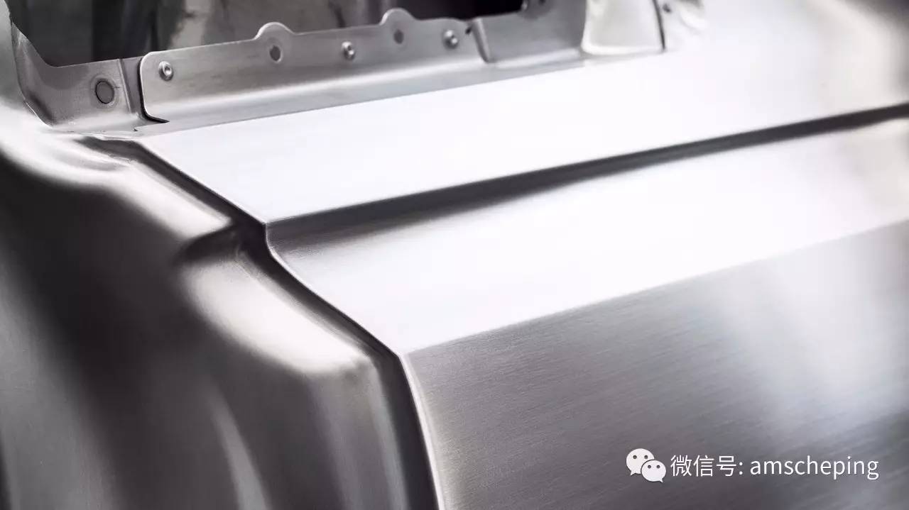 不是技术宅勿点!视频讲述全新A8车身构架