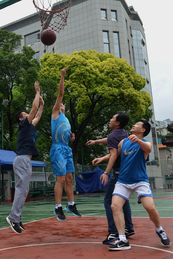 禁毒总队组织民警开展篮球赛活动|禁毒|篮球赛