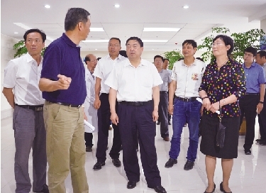 杨健调研大理州卫生事业及公立医院改革等工作