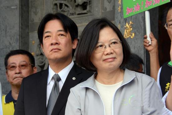 赖清德与蔡英文（图片来源：“中时电子报”）