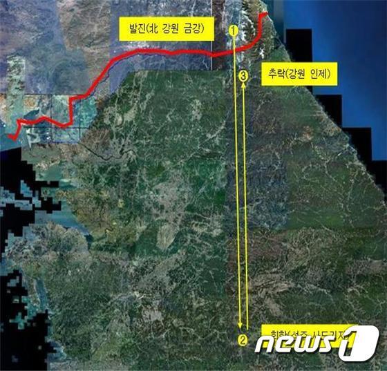  图注：韩国军方公布的朝鲜无人机飞行路径图（来源：news1通讯社）