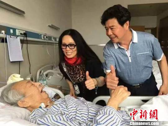 黄梅戏名家吴琼忆 徒弟 唐杰忠:相声界黄梅戏唱