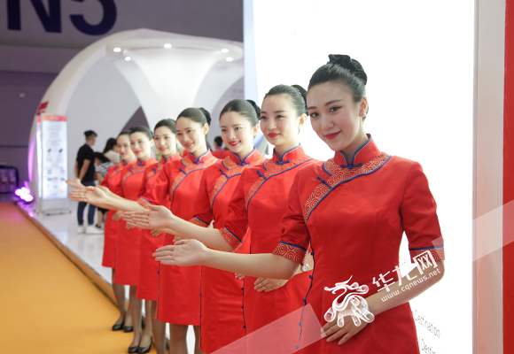 暑期临近川航加密高原航线 机票低至1折起|高原