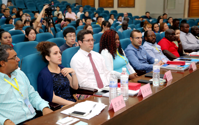 山东外贸职业学院举行发展中国家招商引资援外