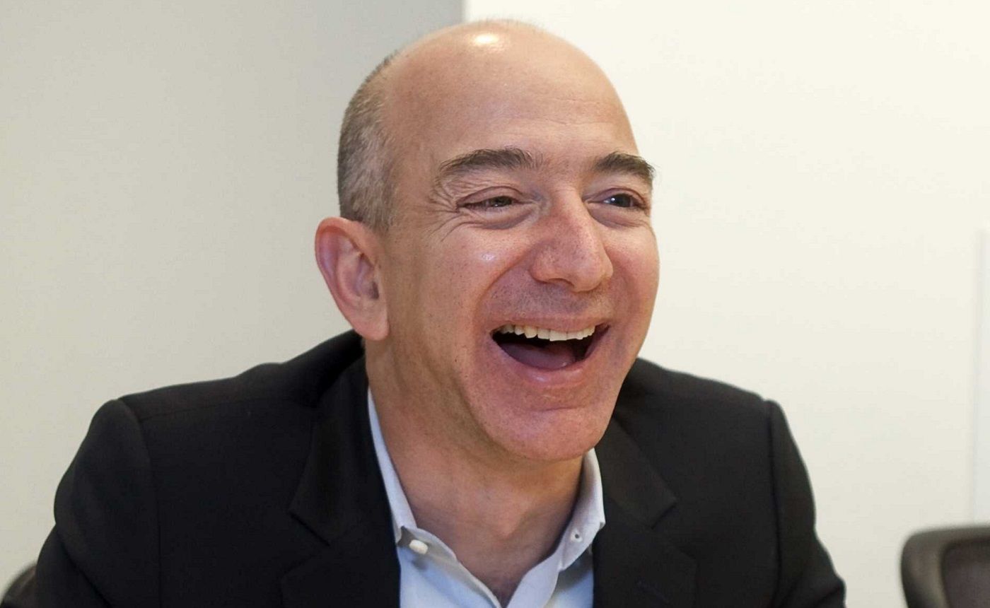 贝佐斯的野心:从「什么都卖」到「什么都干」