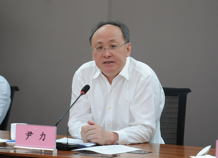 坚定不移推动转型发展 建设美丽繁荣和谐四川