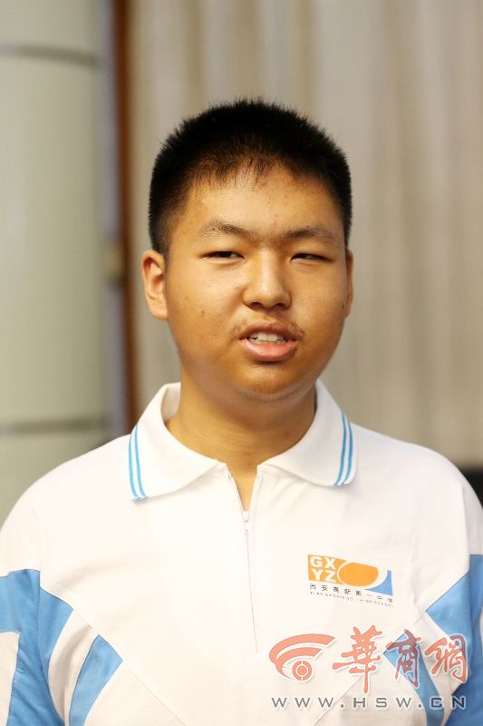 陕西理科第一名郑书豪 天赋与勤奋并存的超级