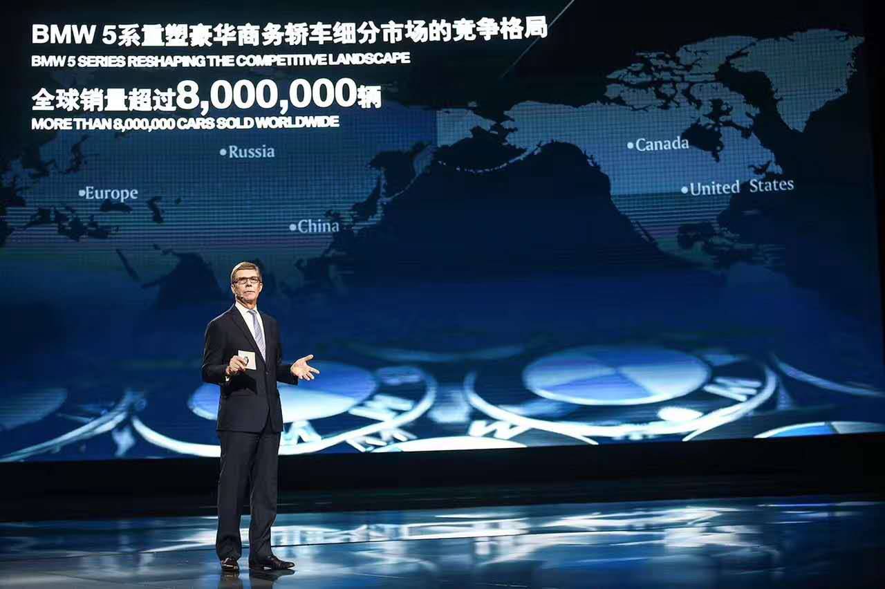 全新BMW 5系Li起步价44万，小号7系让E级和A6L颤抖！