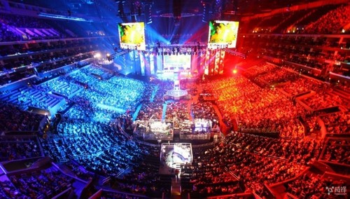 电子竞技真能名利双收?难度要高于考清华|王者