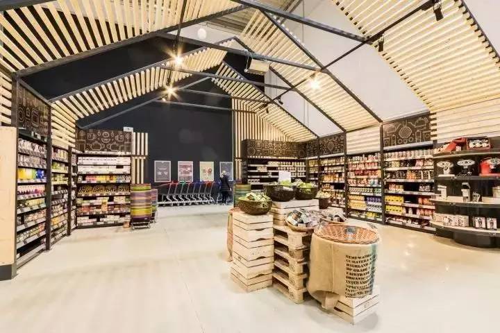 投入高回报慢,还不一定能盈利,但他们却纷纷砸