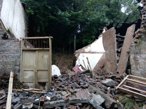 6月持续降雨致重庆19个区县27万人受灾 造成