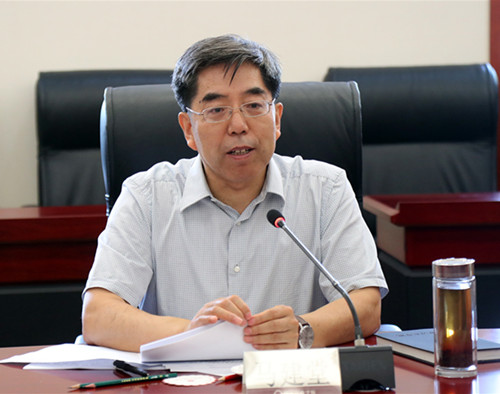 马建堂主持召开学院学位评定委员会第十一次会