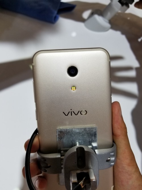 全面屏手机标配 MWCS高通发布超声波屏内指