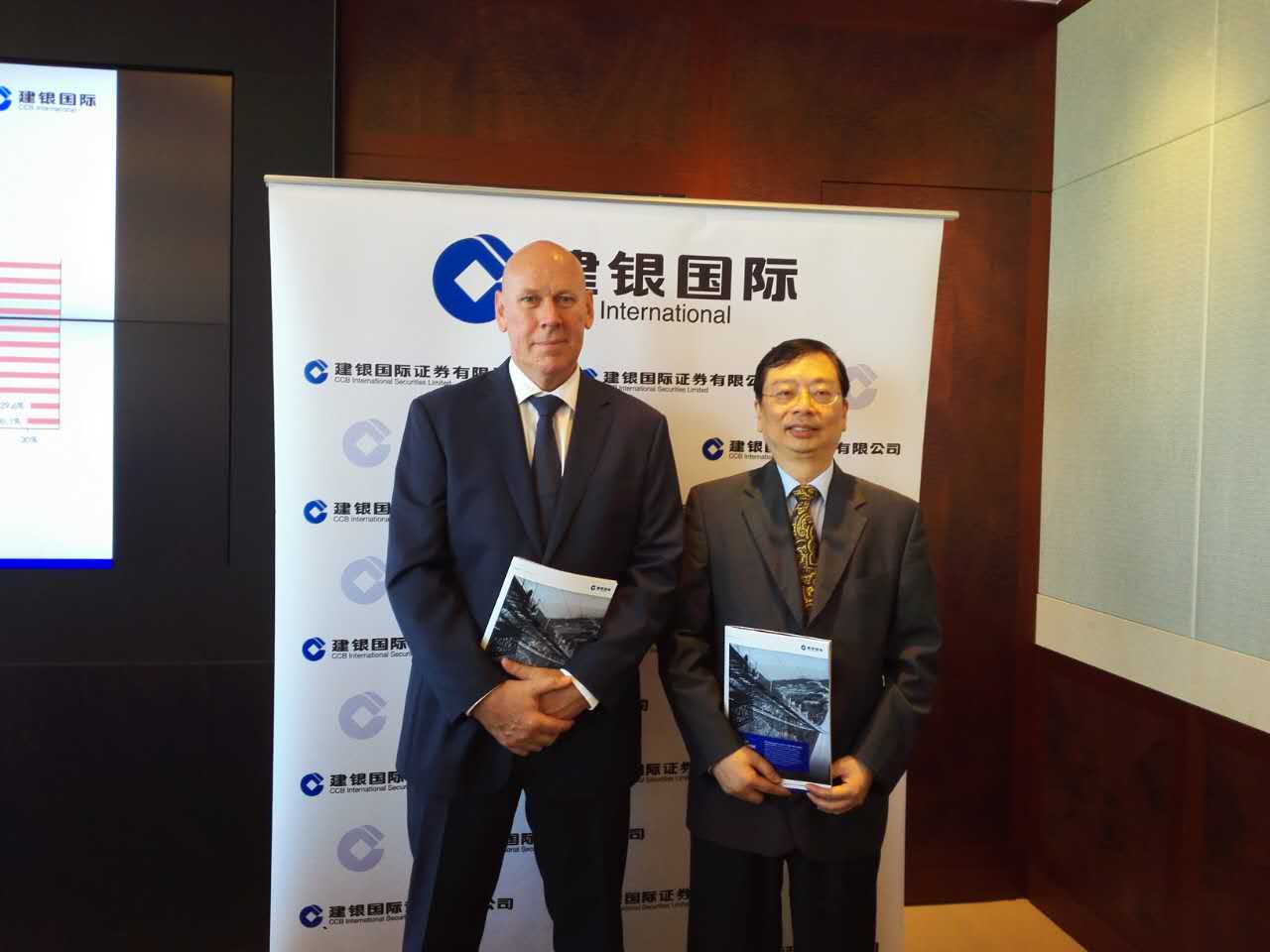 建银国际:恒指未来三个月升得更快更急 第四季