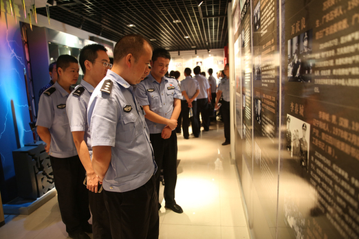 巫山县公安局组织参观县委党校廉政教育基地|