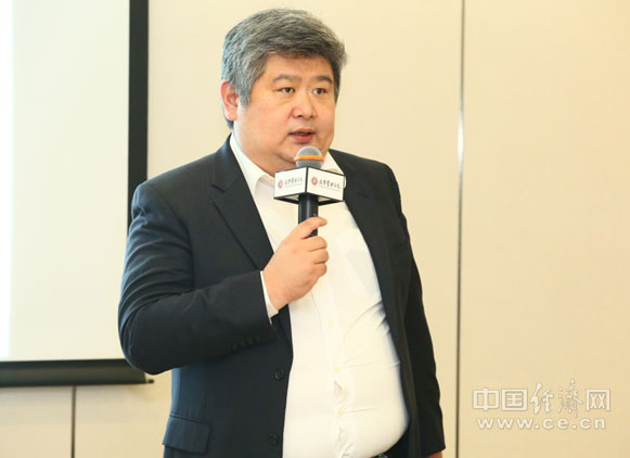 北大光华管理学院副院长、金融学教授金李