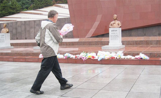 大学生之死难阻美国人到朝鲜猎奇|朝鲜|瓦姆