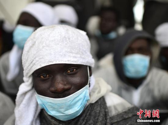 难民涌入量 不可承受 意大利或将关闭港口|意大