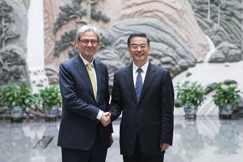 周强会见意大利最高司法委员会代表团一行|周