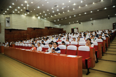 校党委书记许武作巡视整改动员暨党支部书记培