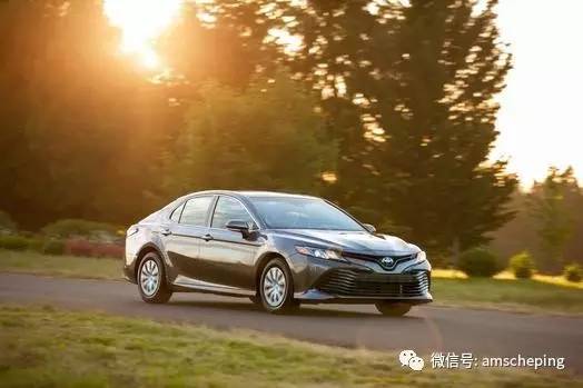 “想商务?您买别家去!”全新凯美瑞说