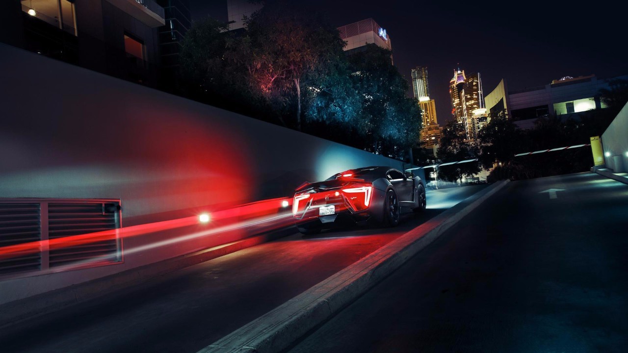 拼百公里加速?还不如来一次百米高楼的飞跃