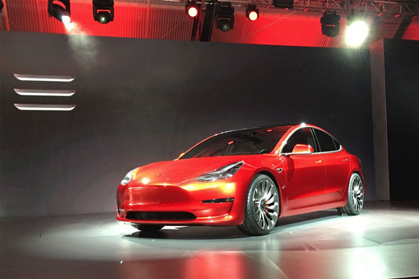 特斯拉国产乌龙事件背后:是一场博弈局?|特斯