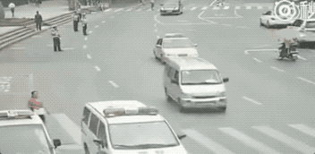 知道真相的我眼泪掉下来！