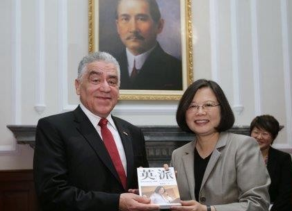 医院找谁开假怀孕证明