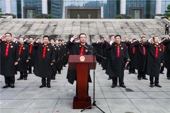 龙岩市中级人民法院扎实推进审判团队改革纪实