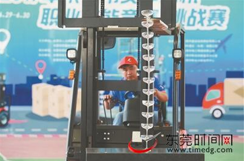 2017年东莞市叉车司机职业技能竞赛举行|叉车