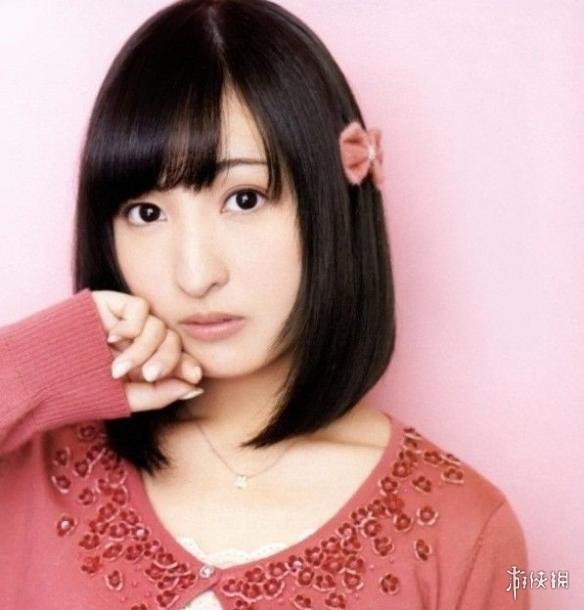 人气女声优佐仓绫音秀可爱 惊人乳量绅士都忍