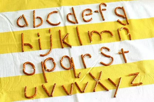 宝宝英语启蒙很头疼?玩着就学会啦