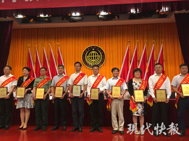 各国科技占GDP贡献率_各国国旗