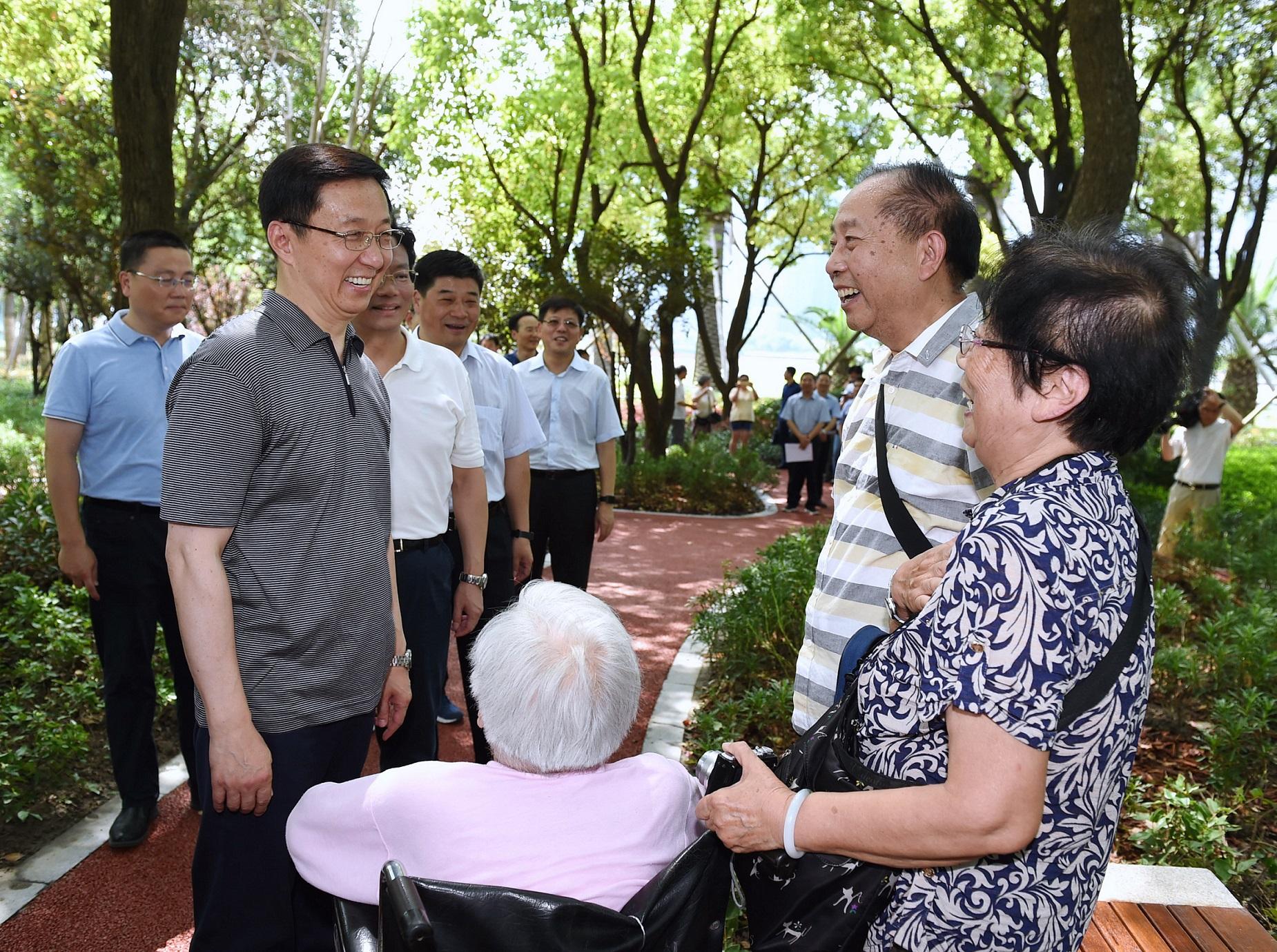 韩正:全力以赴实现黄浦江两岸高质量贯通开放