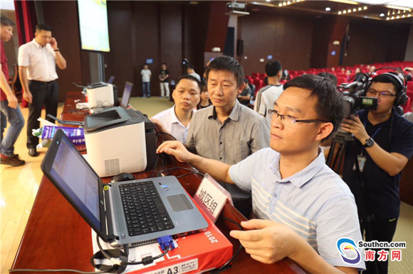 中山小升初电脑派位结束 1130个学位一小时不