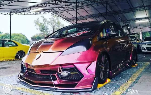 本田飞度爆改兰博基尼外观,