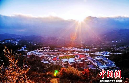 州石门乡首次实现中考考生全部通过普通高中分