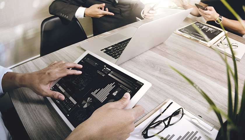 保监会全面清理备案产品 熊孩子险等奇葩险恐