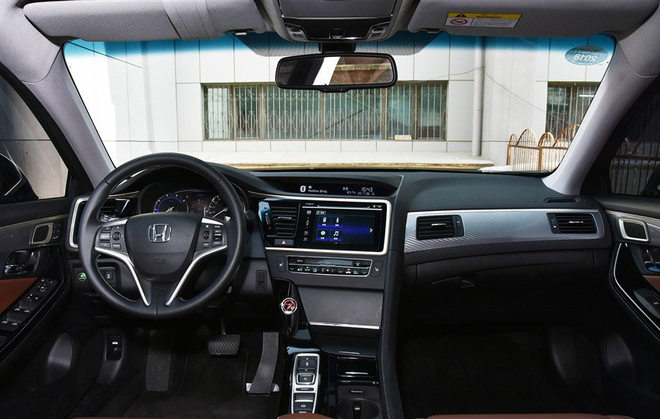 2017款思铂睿限时促销 购车直降1.25万