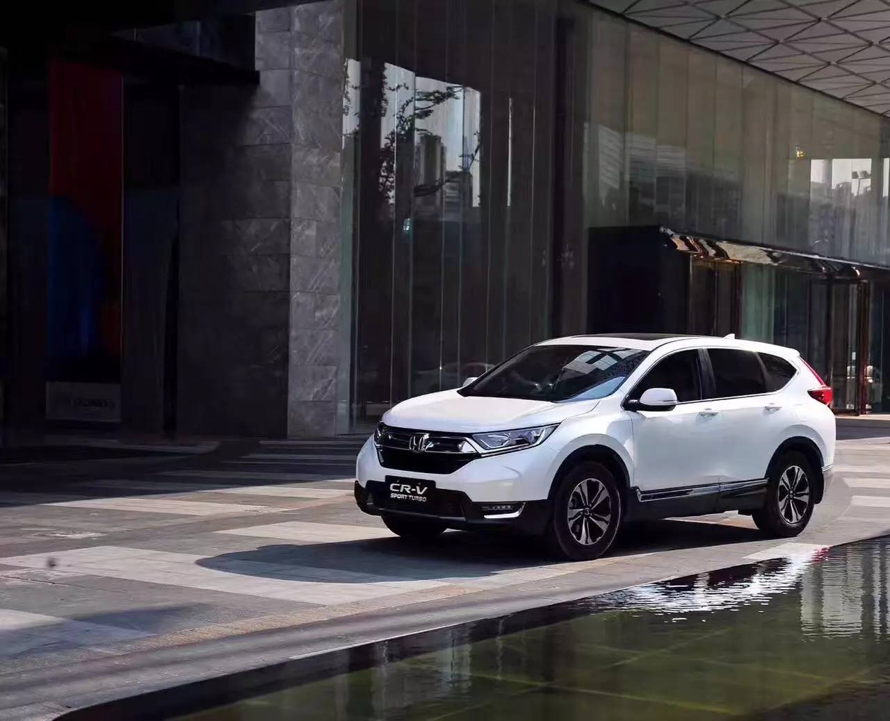 “你好,新朋友” 且安静听老车主如何看新CR-V