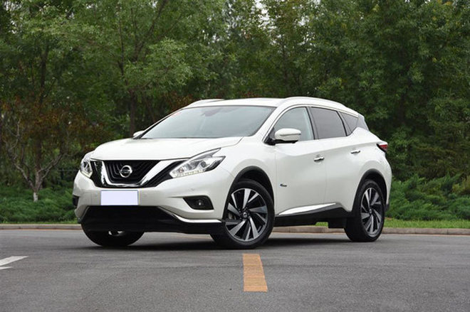 2017款日产楼兰限时促销 购车直降3.2万