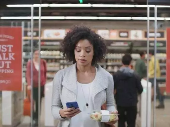 尴尬!上海首家无人超市成桑拿房,甜甜圈热到